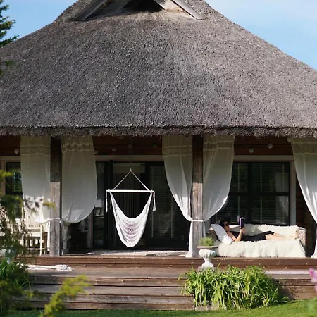 Villa Kandimaa Saaremaal *