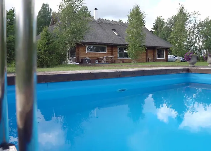 Kandimaa Saaremaal Villa Varpe